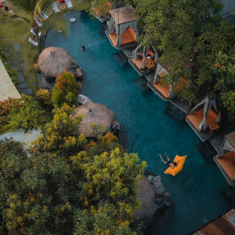 Folk Garden and Pool