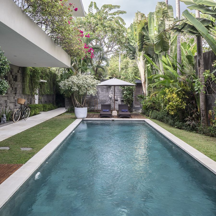 Villa Alopa pool